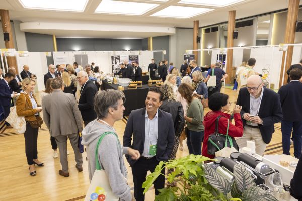 EXPOSITION - Photo 23